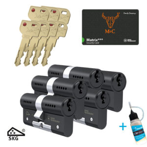 5x M&C Matrix zwart